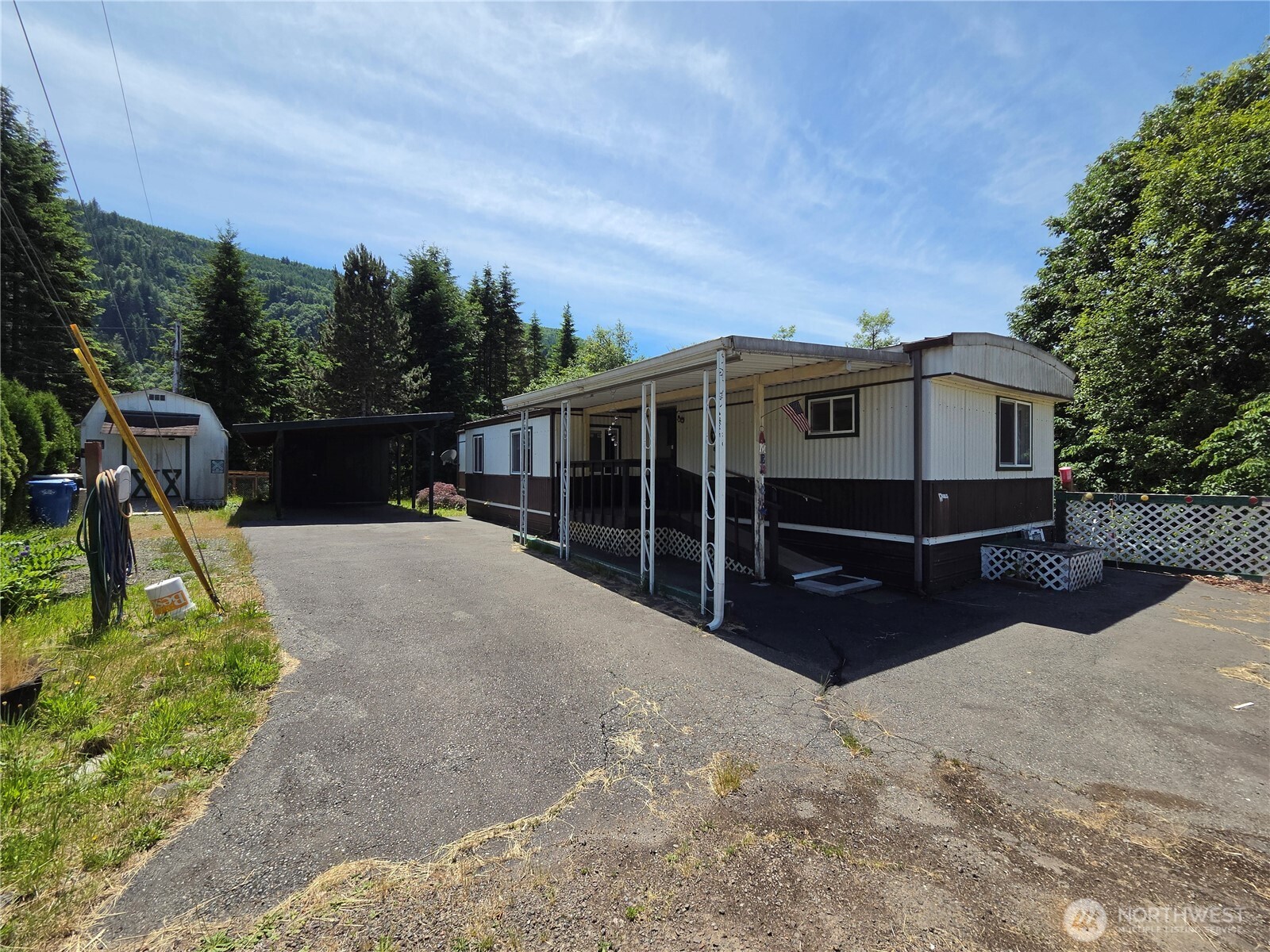 801 Division Avenue