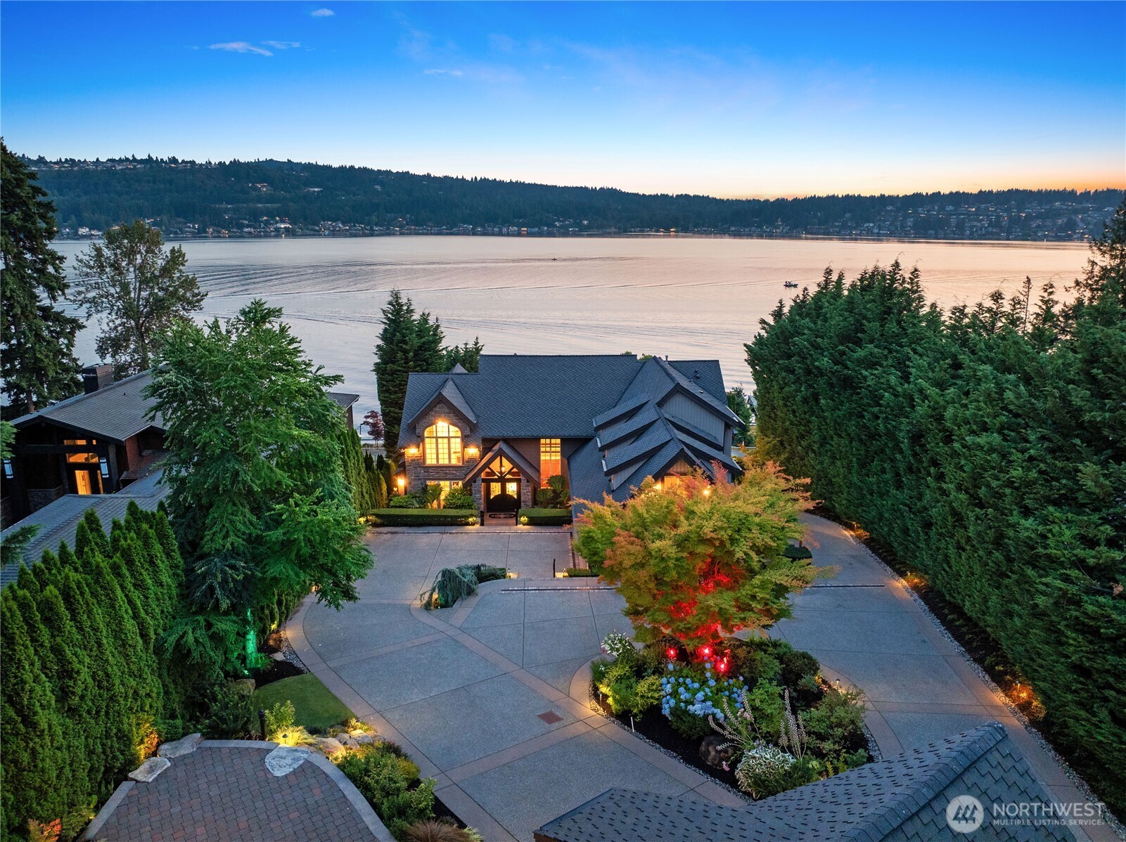 2845 Lake Sammamish Parkway