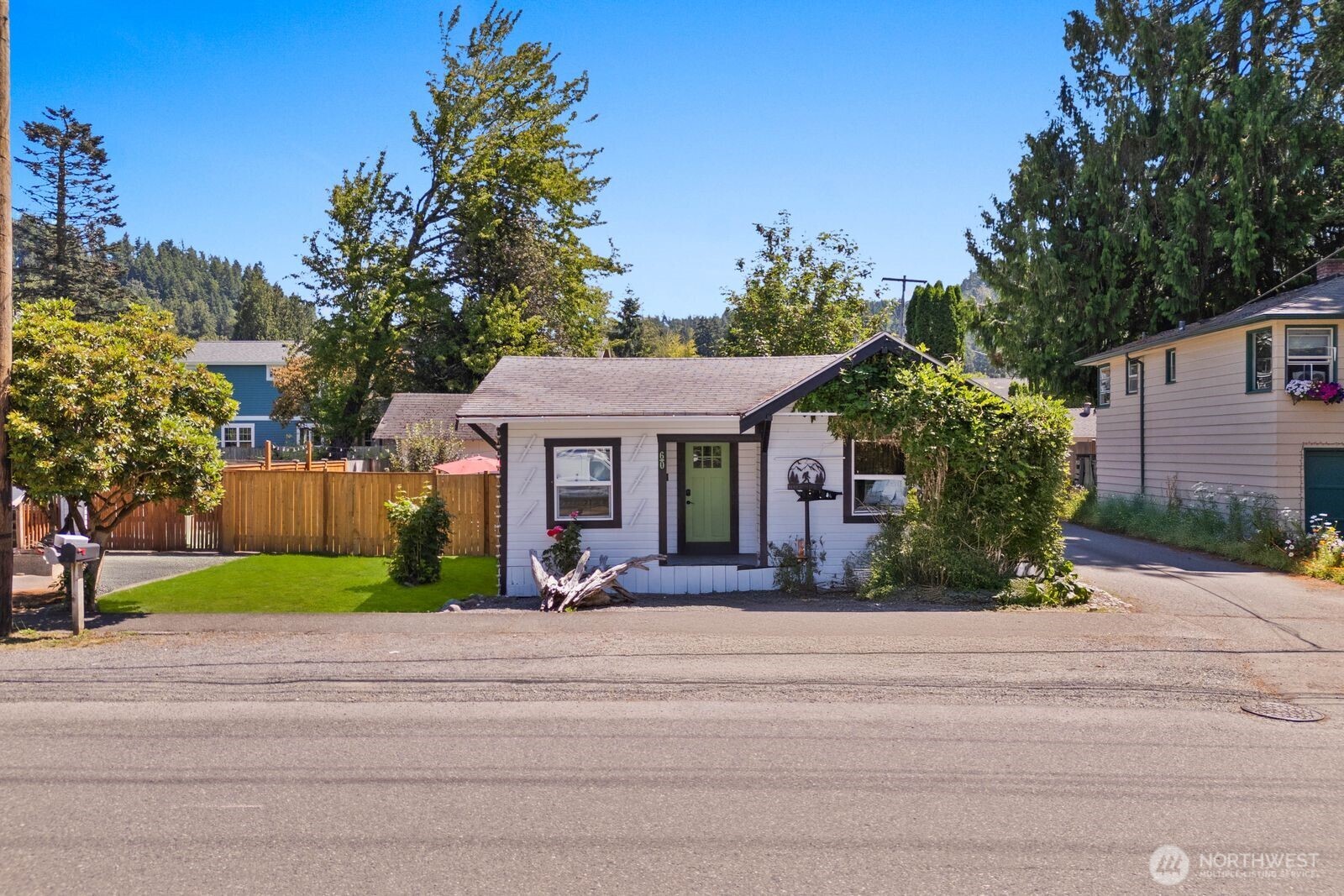 60 2nd Avenue