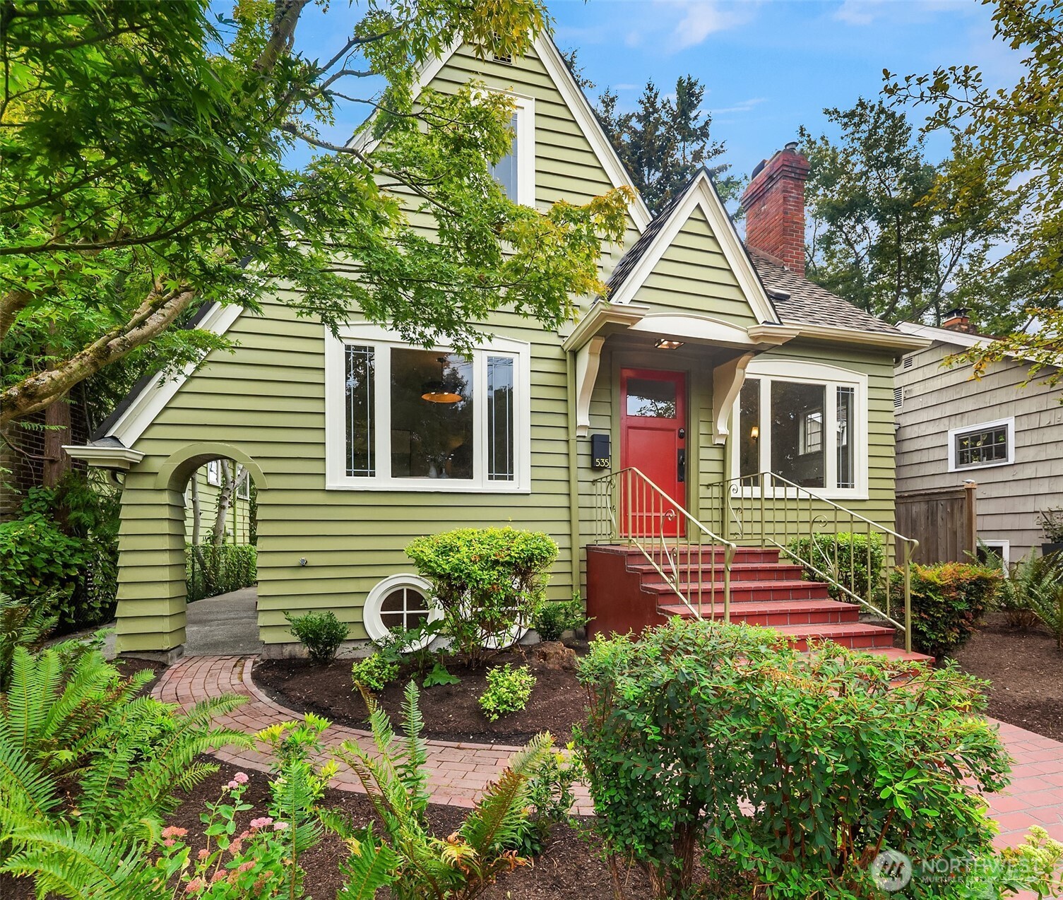 535 74th Street