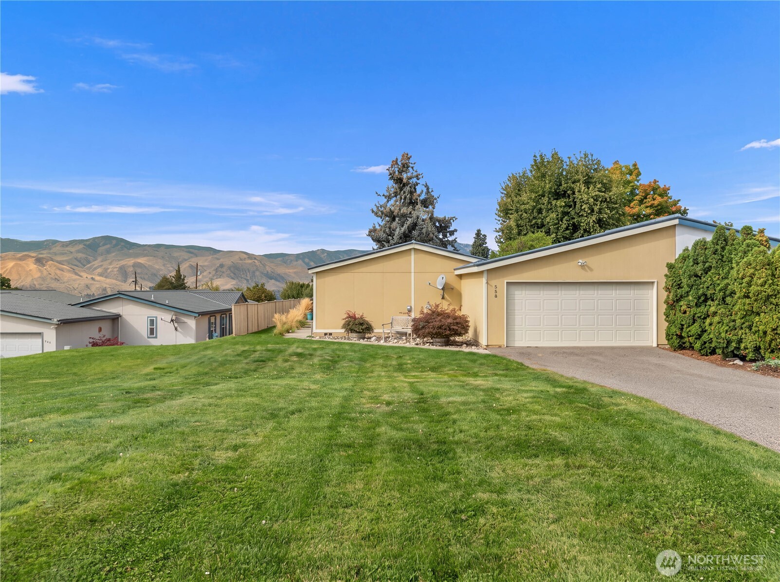 558 Morning View Avenue