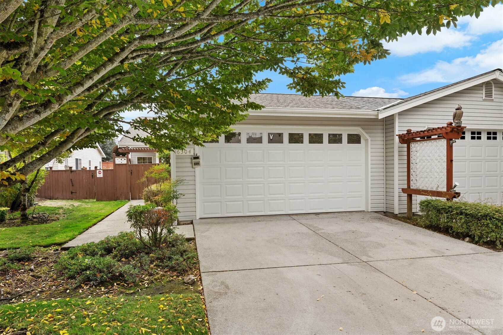 6304 Sheffield Lane