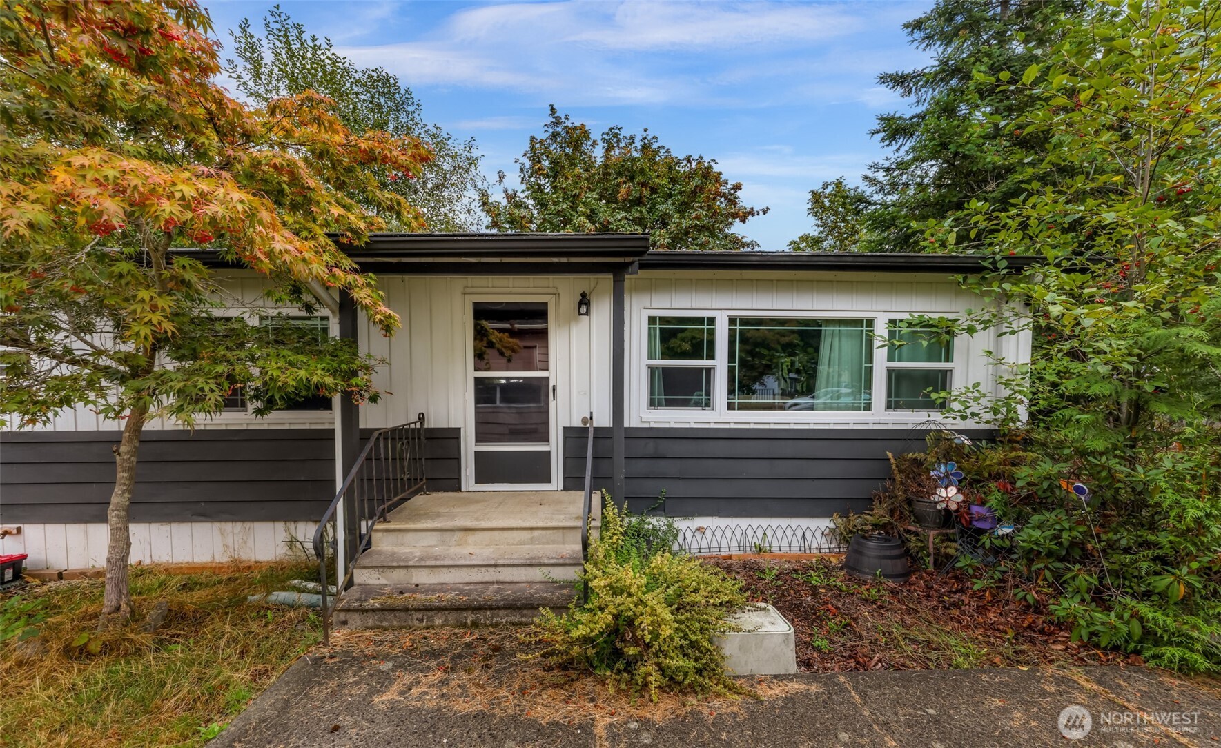 4000 Flynn Street #101