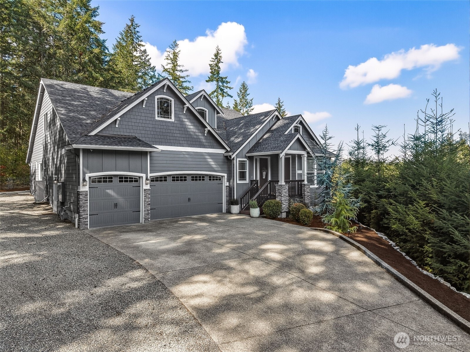 5325 Kestral Lane