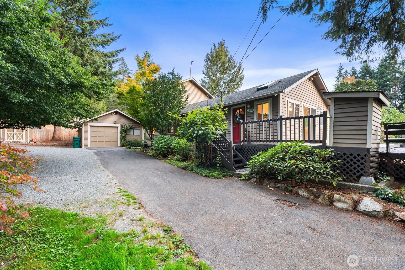 1228 Lake Stickney Drive