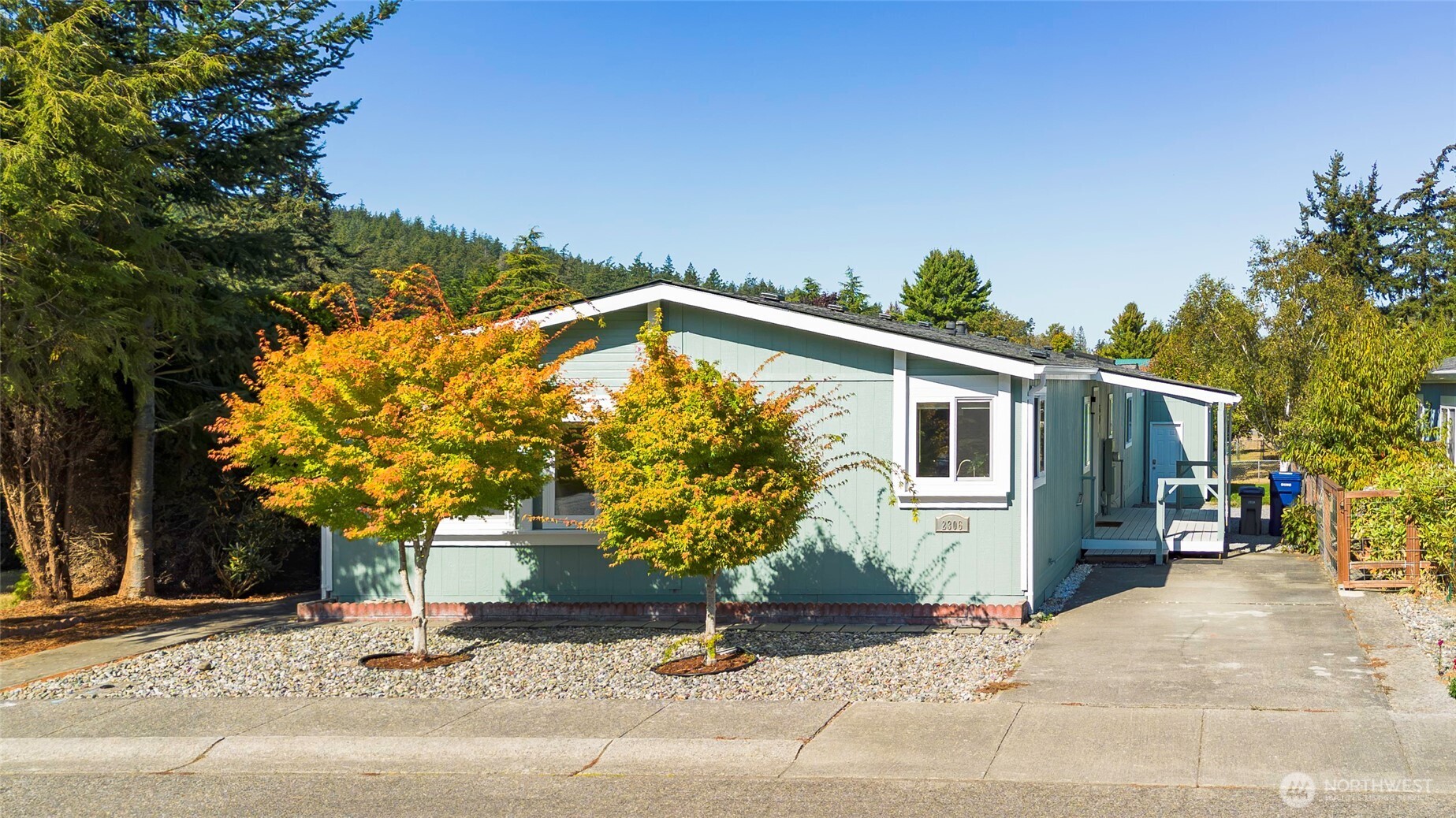2306 Vista Lane