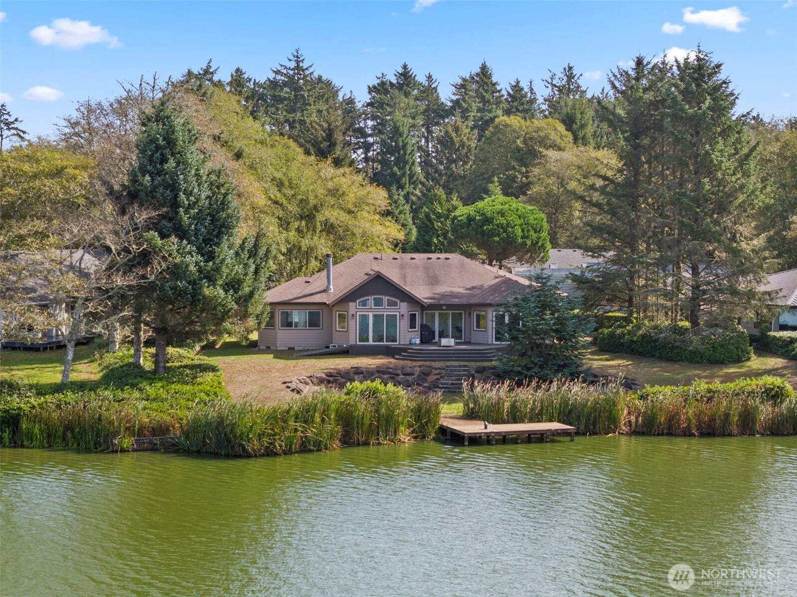 748 Kingfisher Court