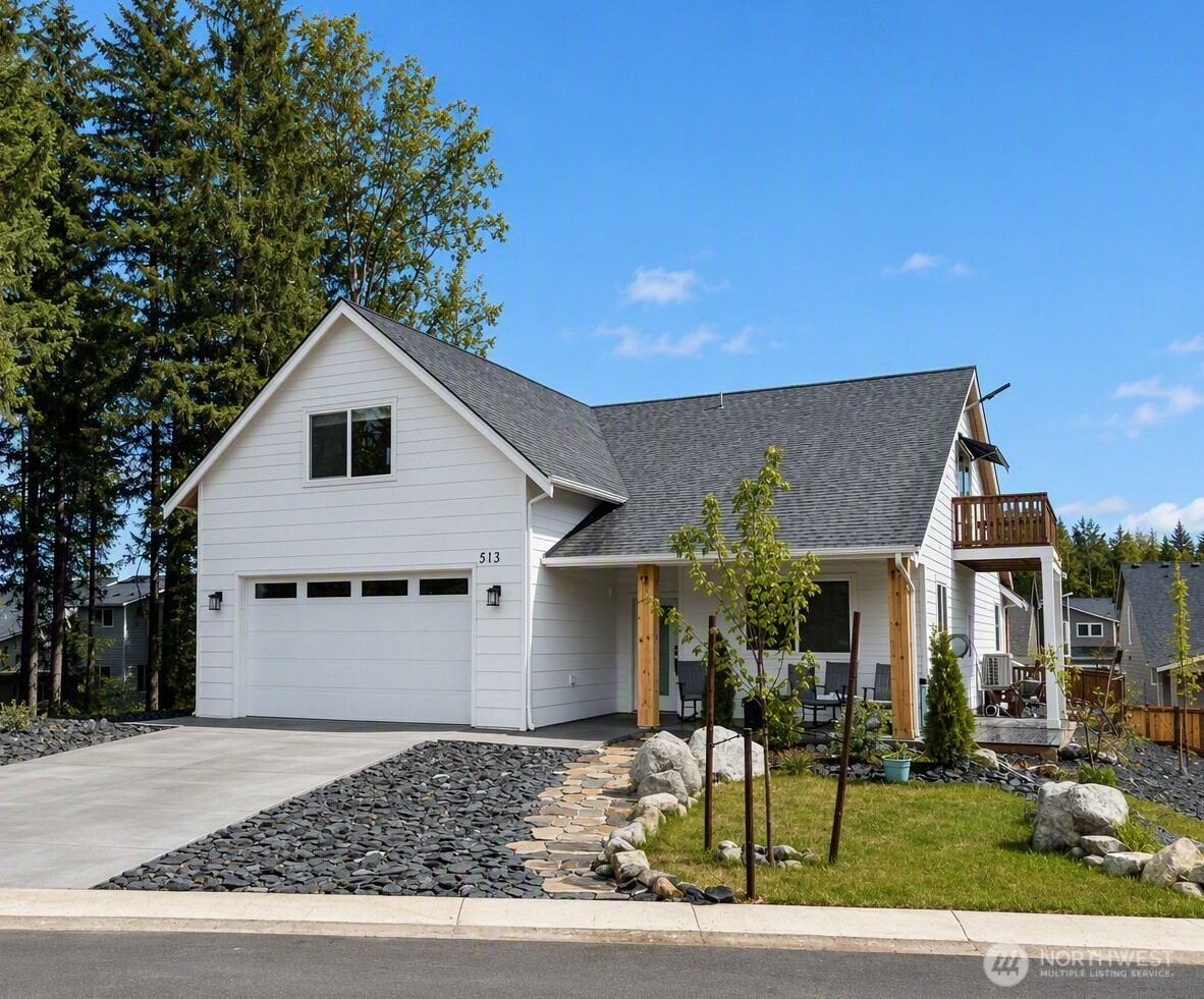 513 PAPERBARK DR