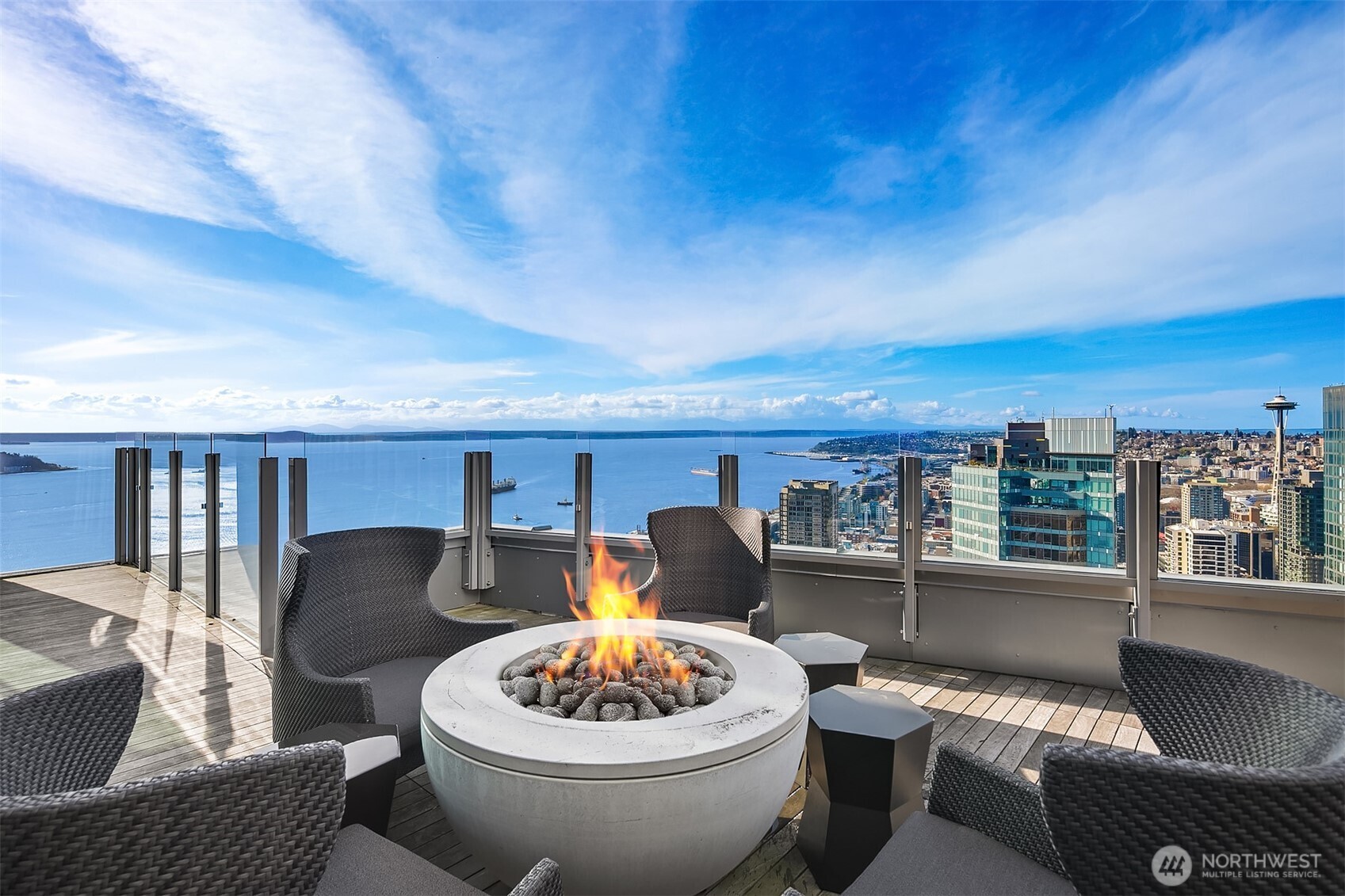 121 Stewart Street #1304