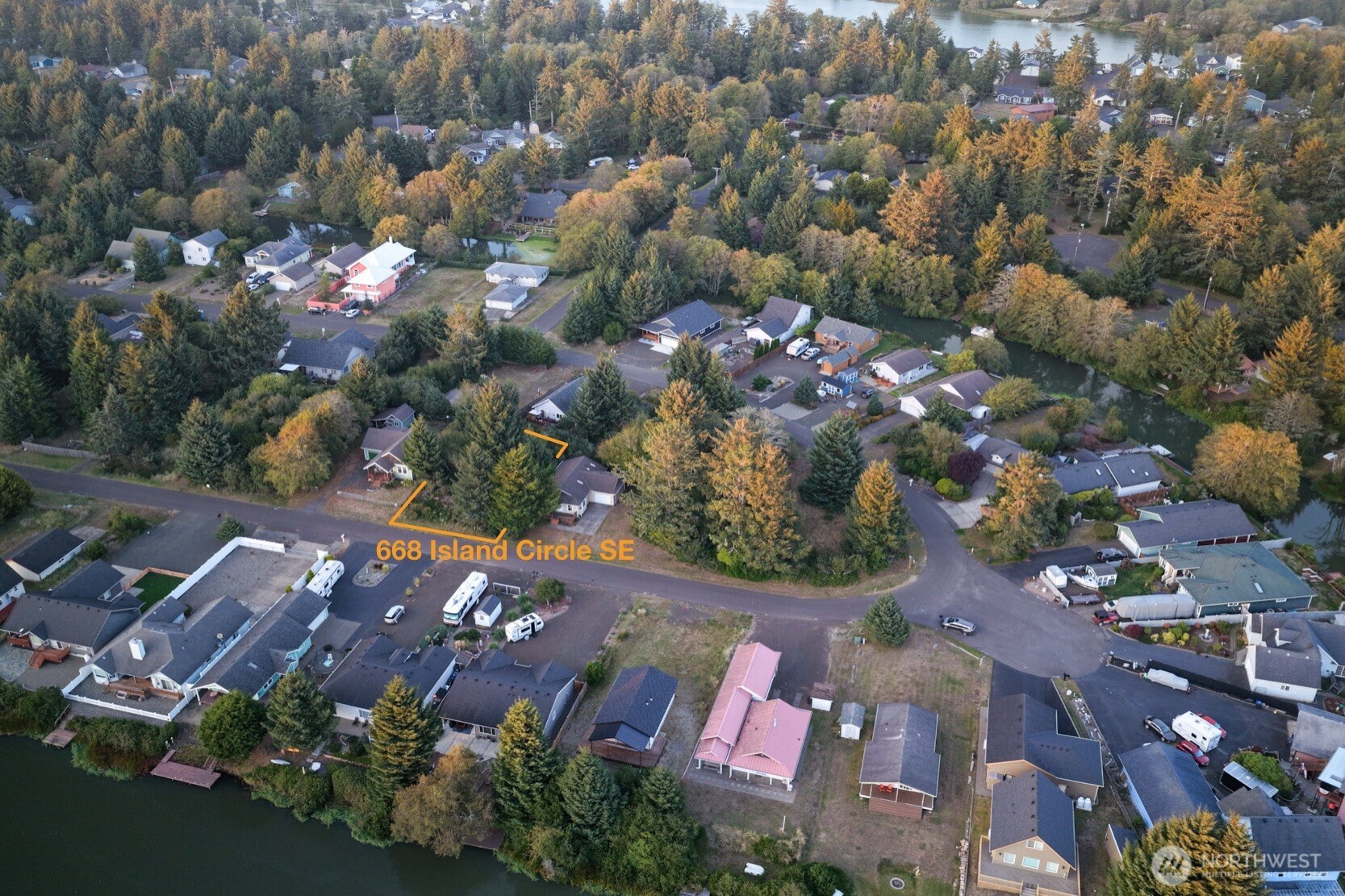 668 Island Circle