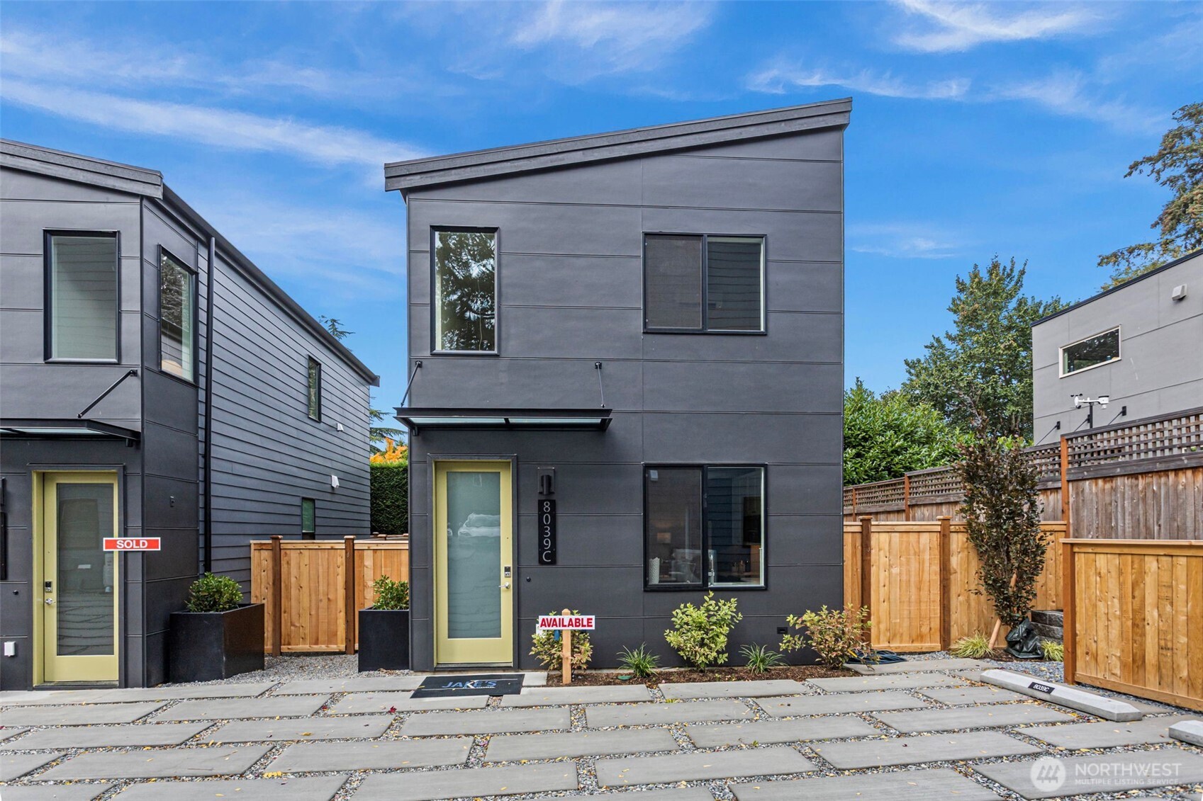 8039 Wallingford Avenue #C