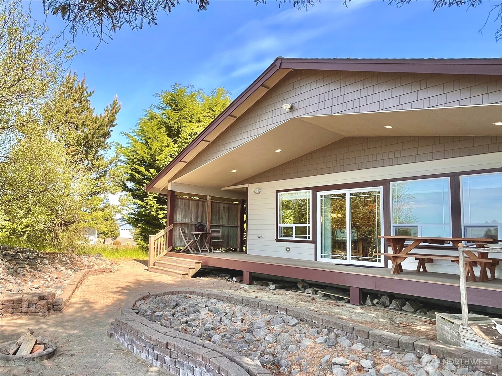 137 Razor Clam Drive