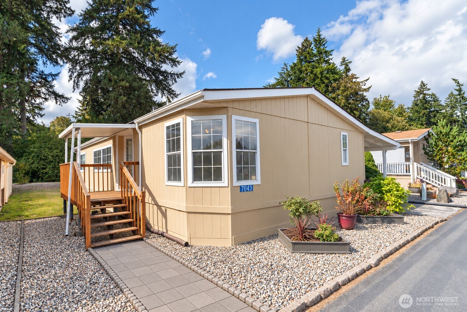 7043 Taurus Lane