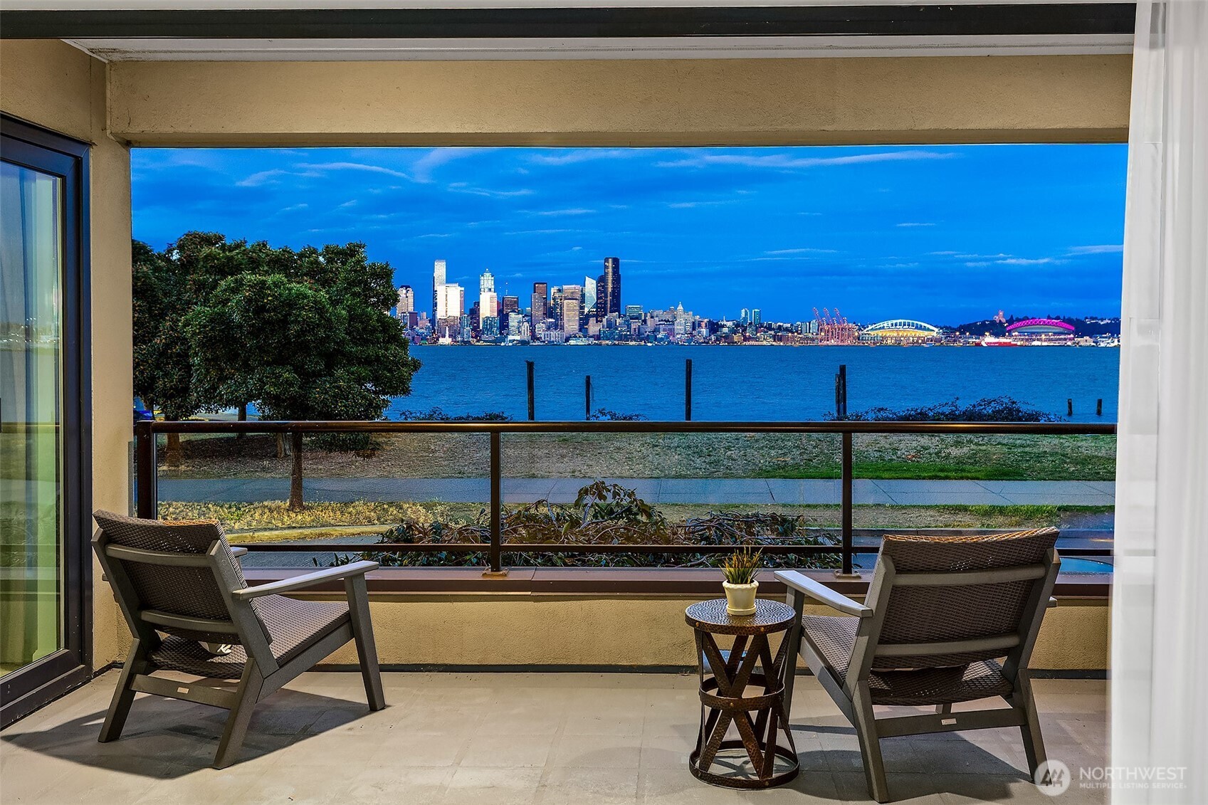 1331 Harbor Avenue #103