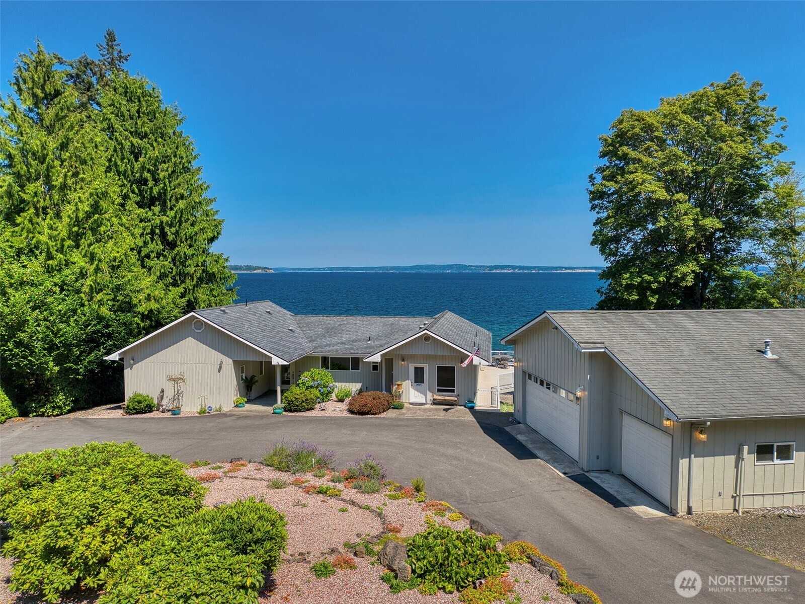 131 Bay Way