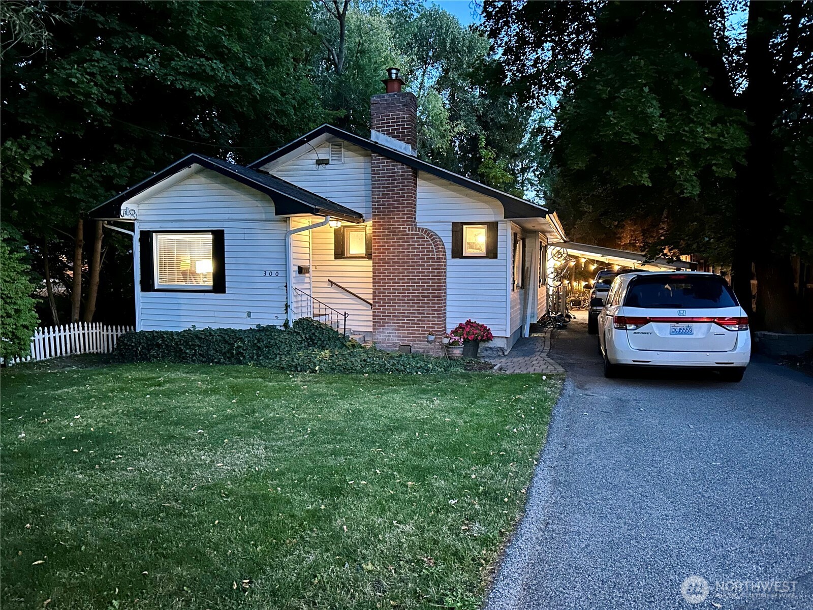 300 Pioneer Ave Avenue