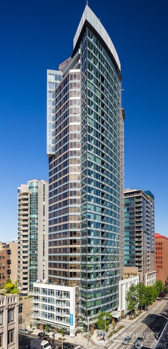 2015 2nd Avenue #3303