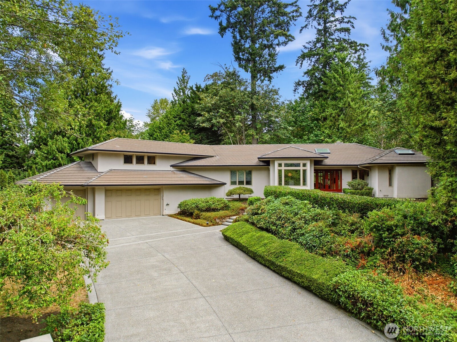 16102 Cougar Mountain Way