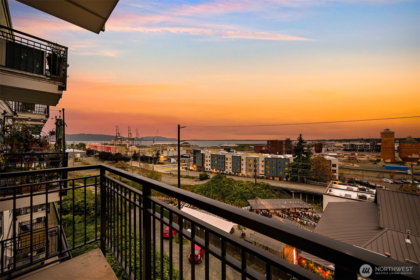 1015 Railroad Avenue #418