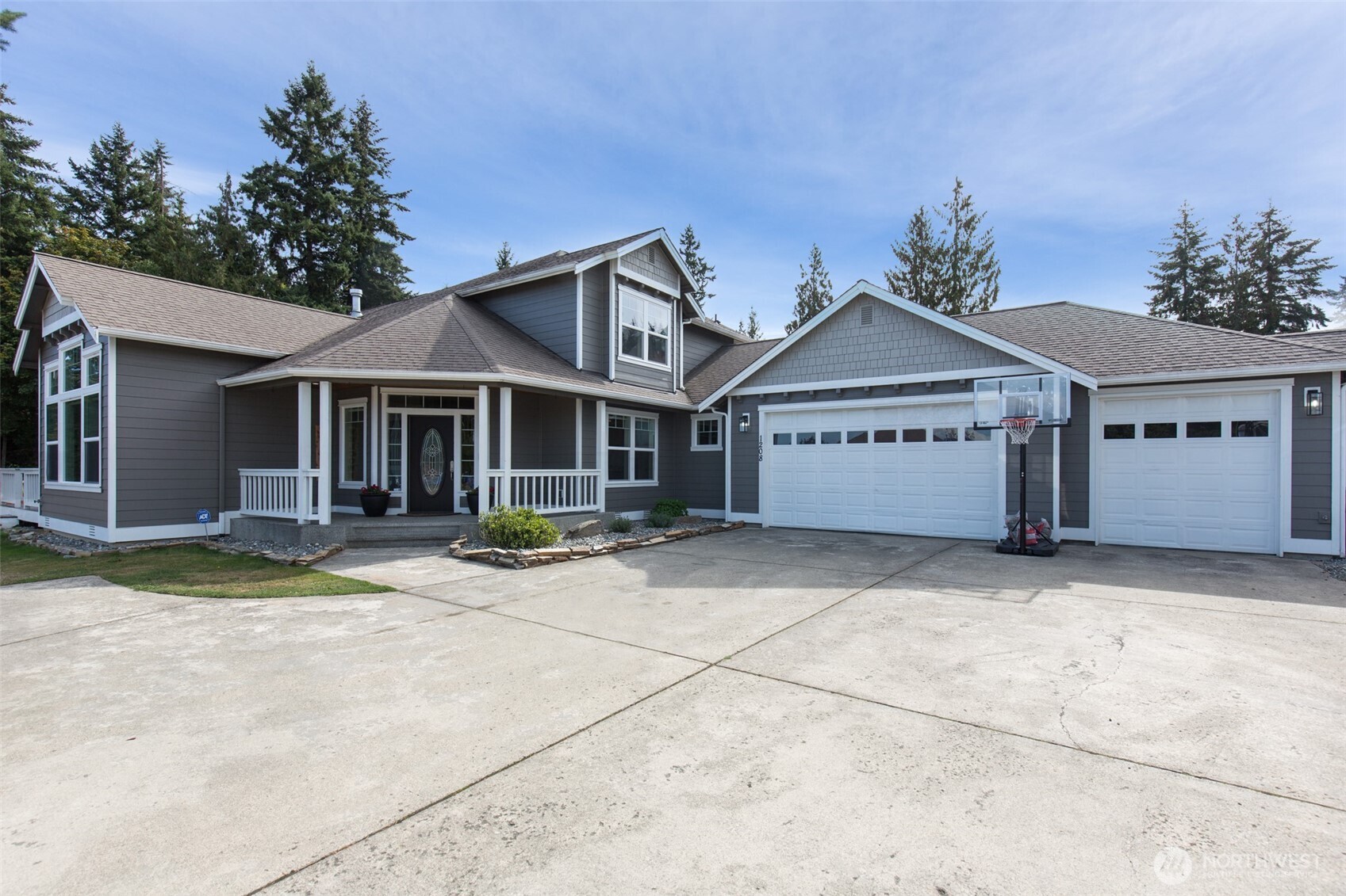 1208 Rook Drive