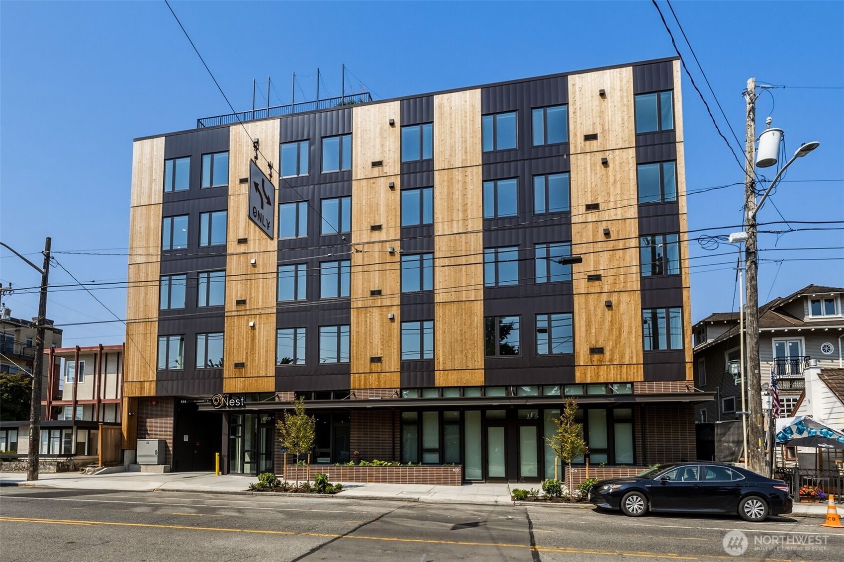 6109 Phinney Avenue #405
