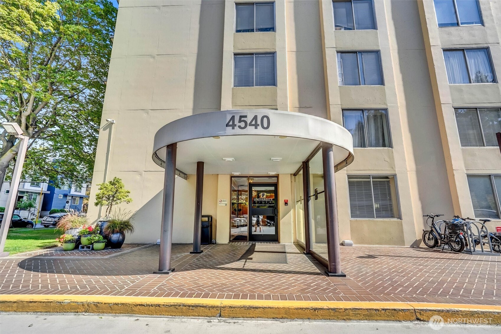 4540 8th Avenue #1403