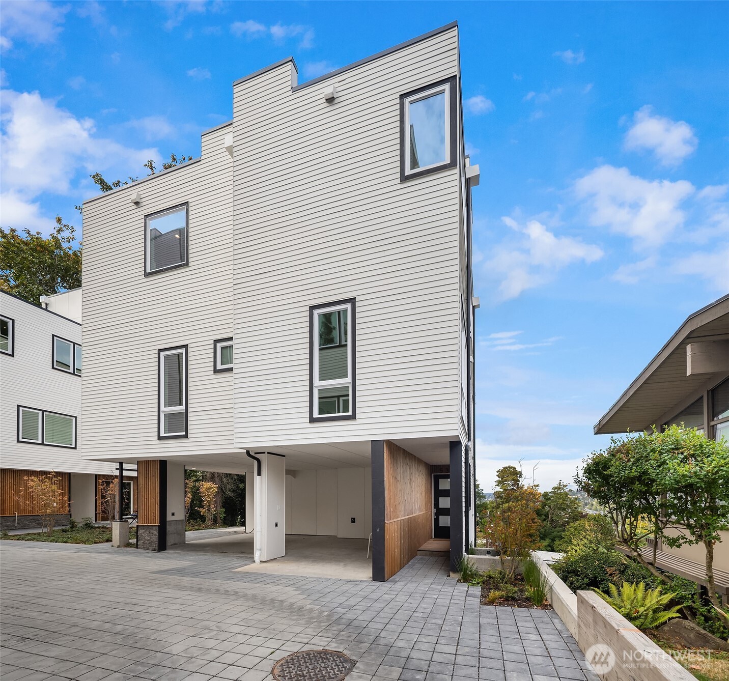 530 Barrett Street