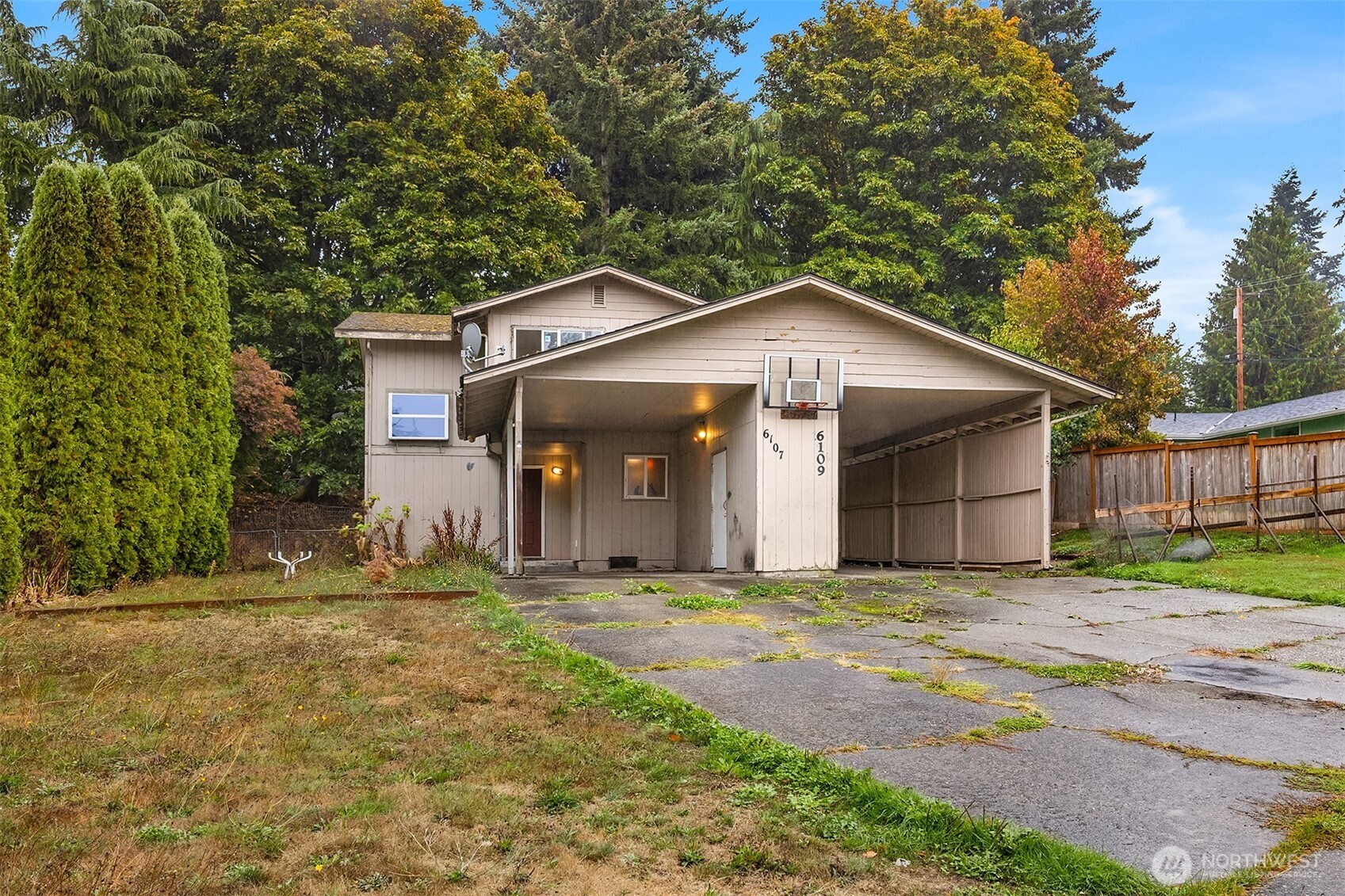 6107 Kenwood Drive