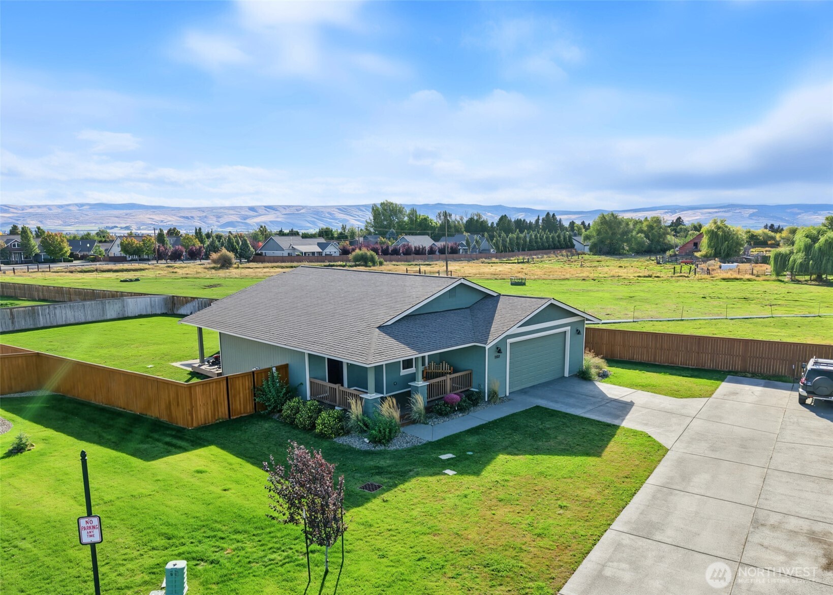 1102 Twilight Ln