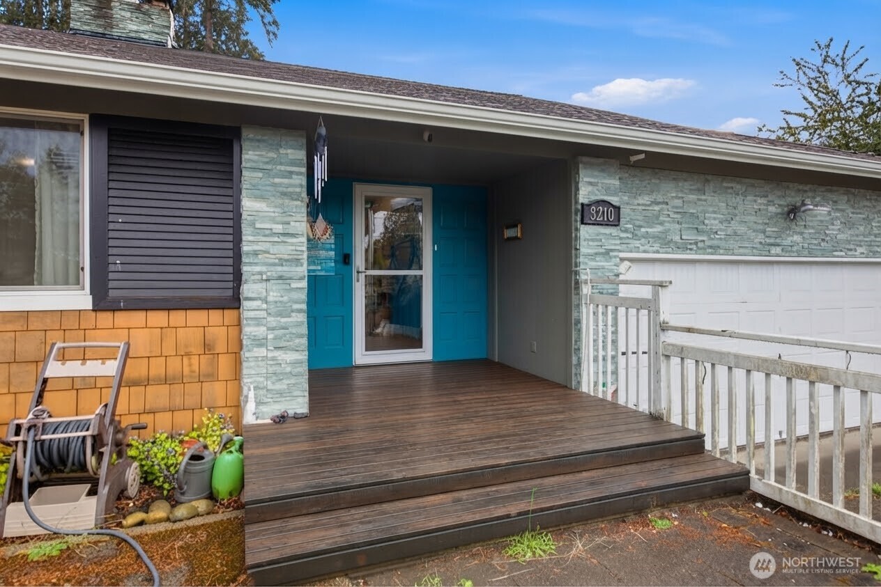 3210 Scenic Drive