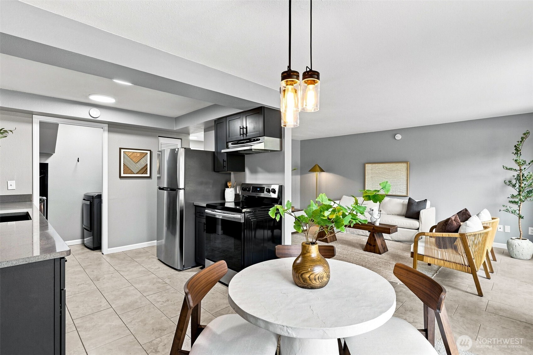 7403 Fairview Road #5