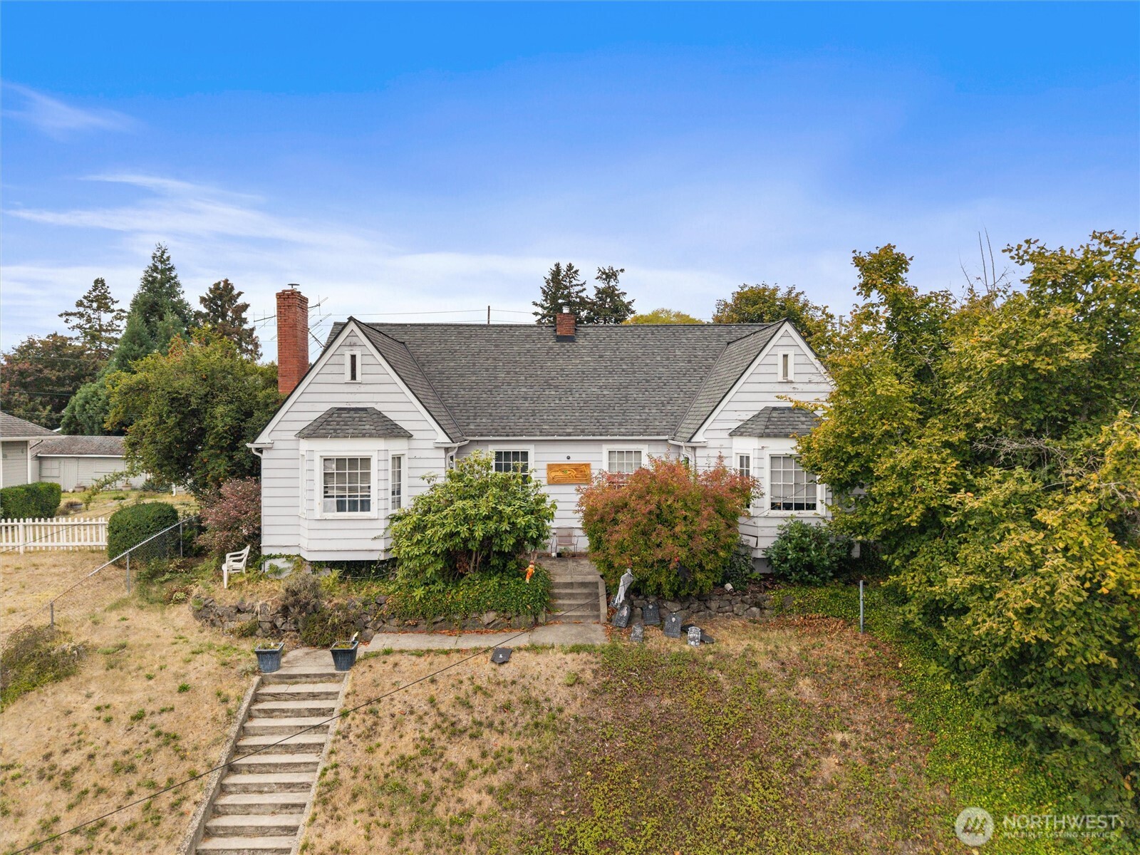 1327 Park Avenue