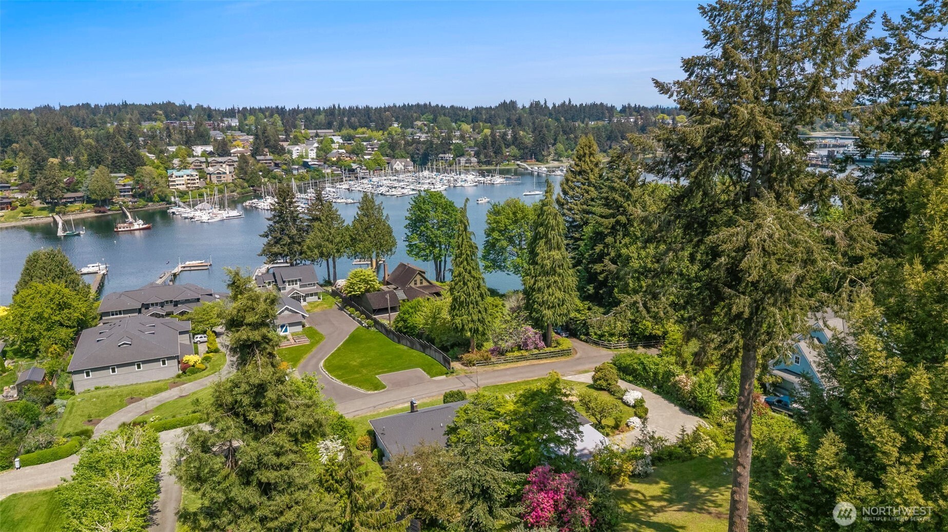 5930 Rose Loop