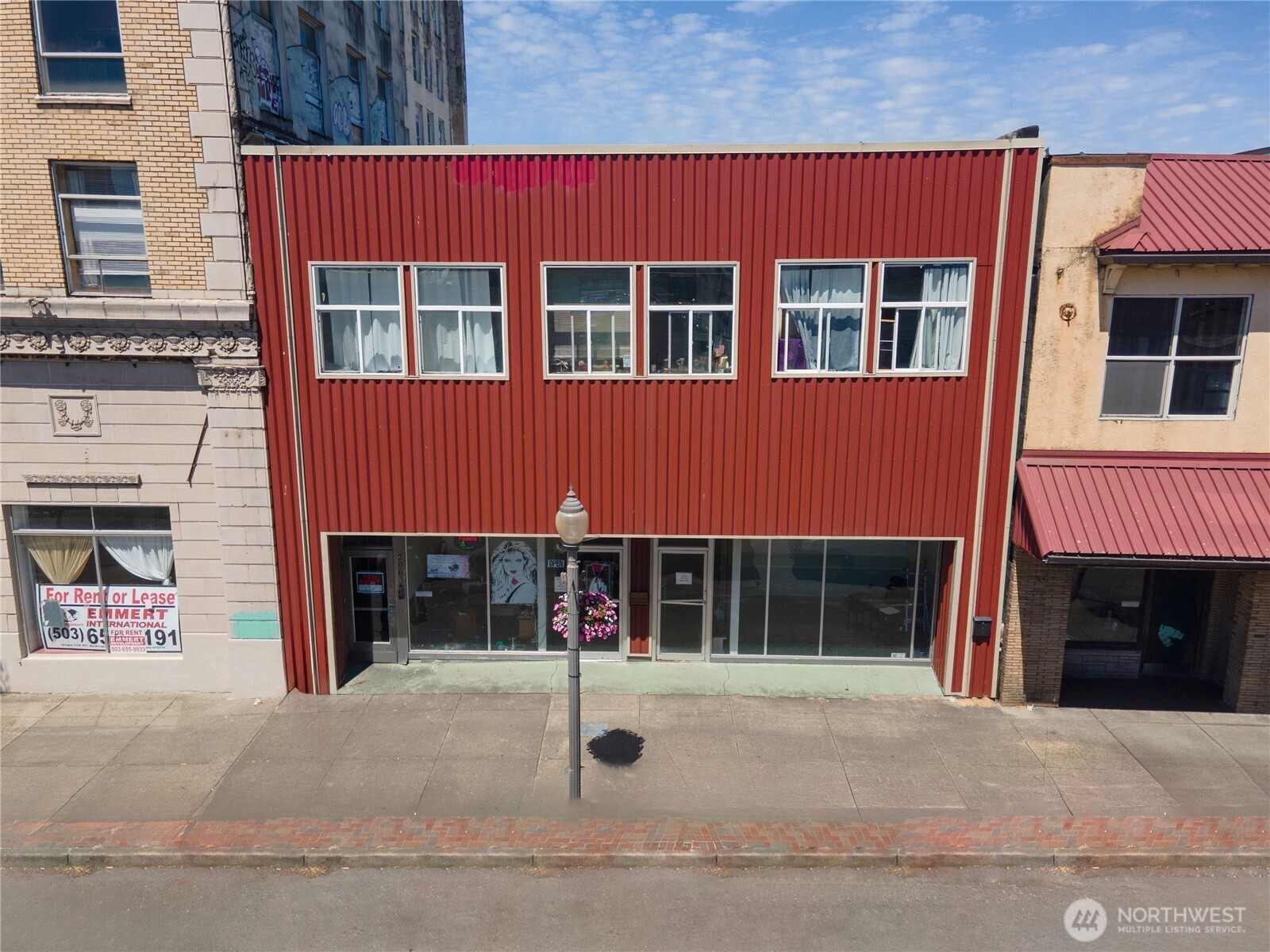 204 Wishkah Street