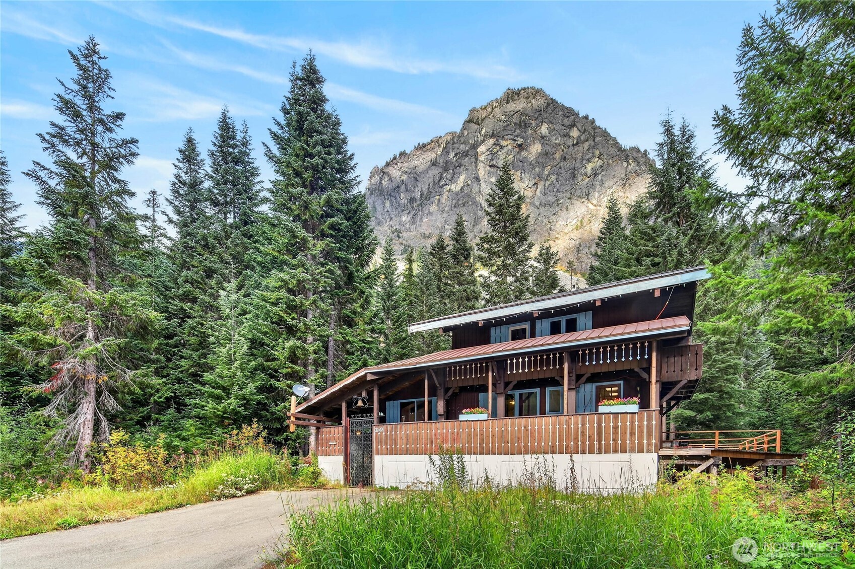 20 Alpental Strasse
