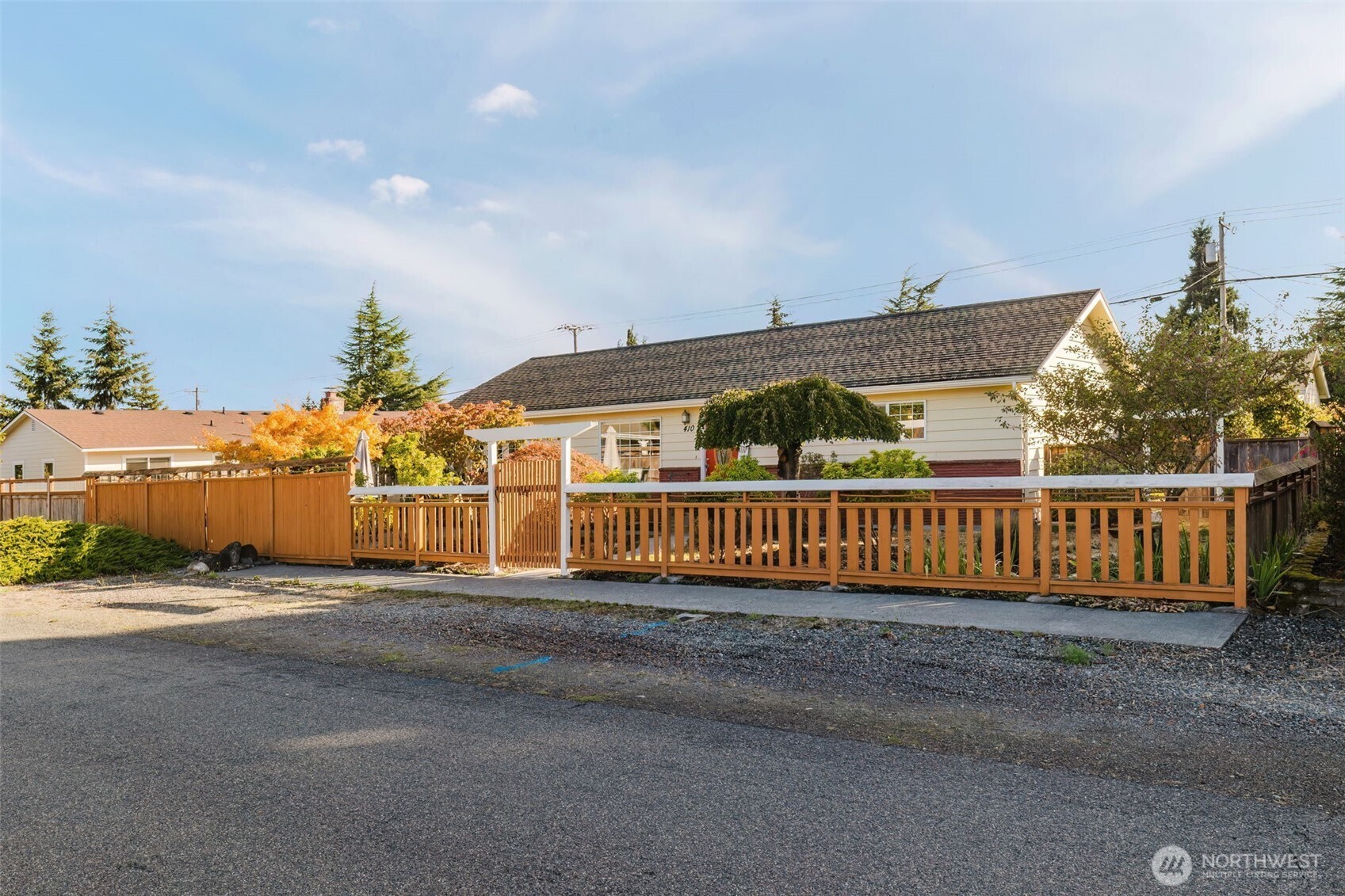 410 Knapman Avenue