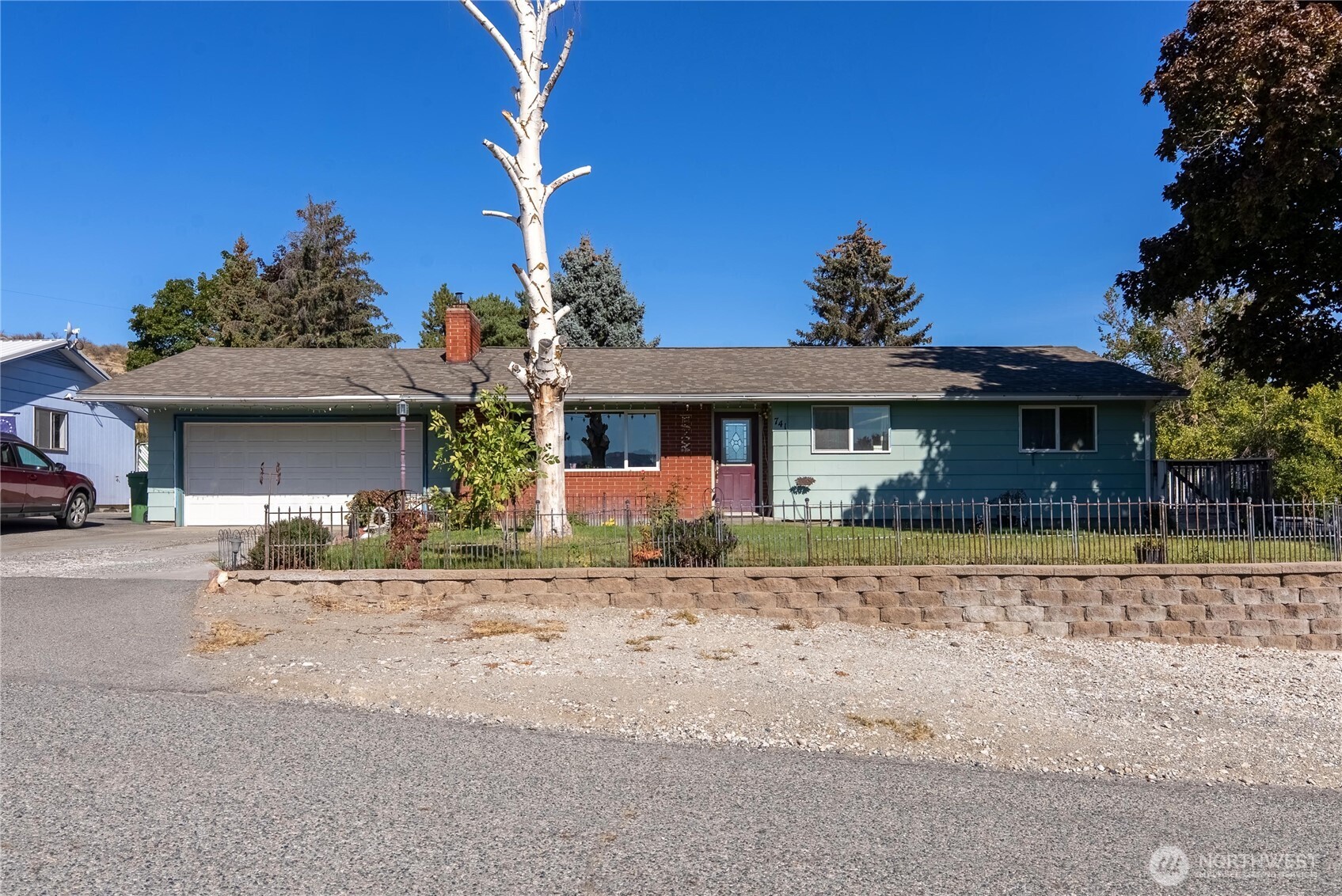 741 Sunrise Drive
