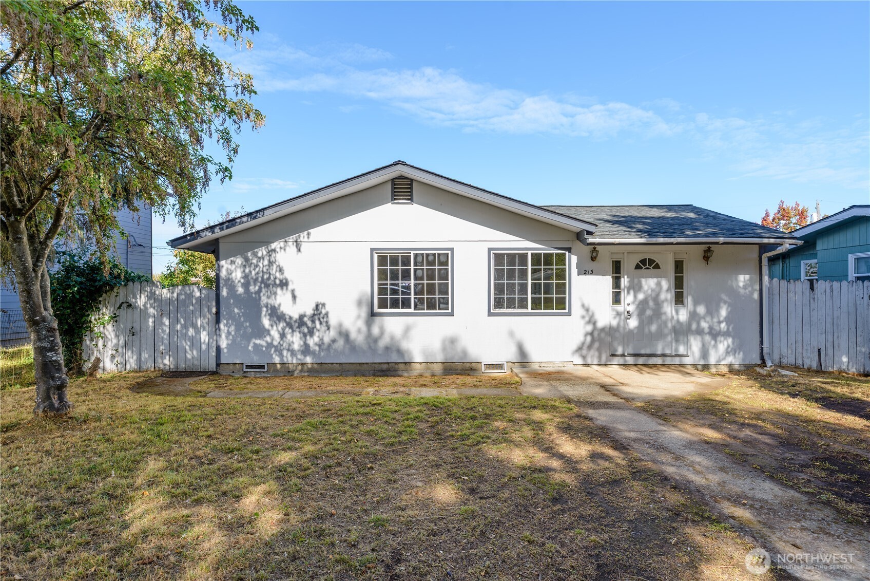 213 Vashon Ave