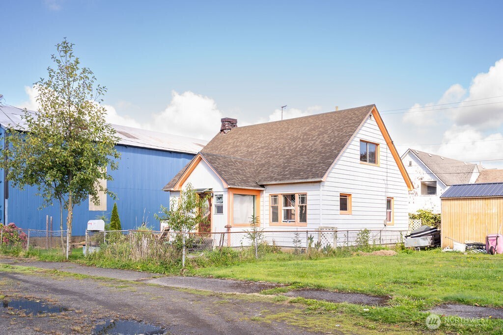 1309 Riverside Ave.