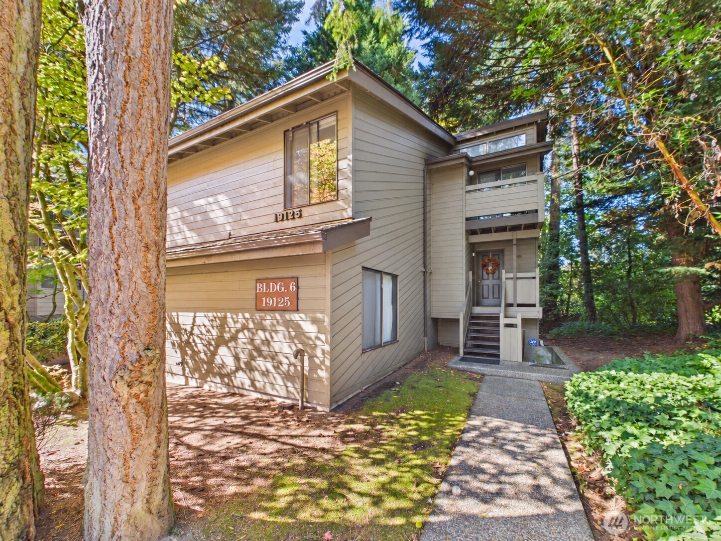 19125 Ballinger Way #202