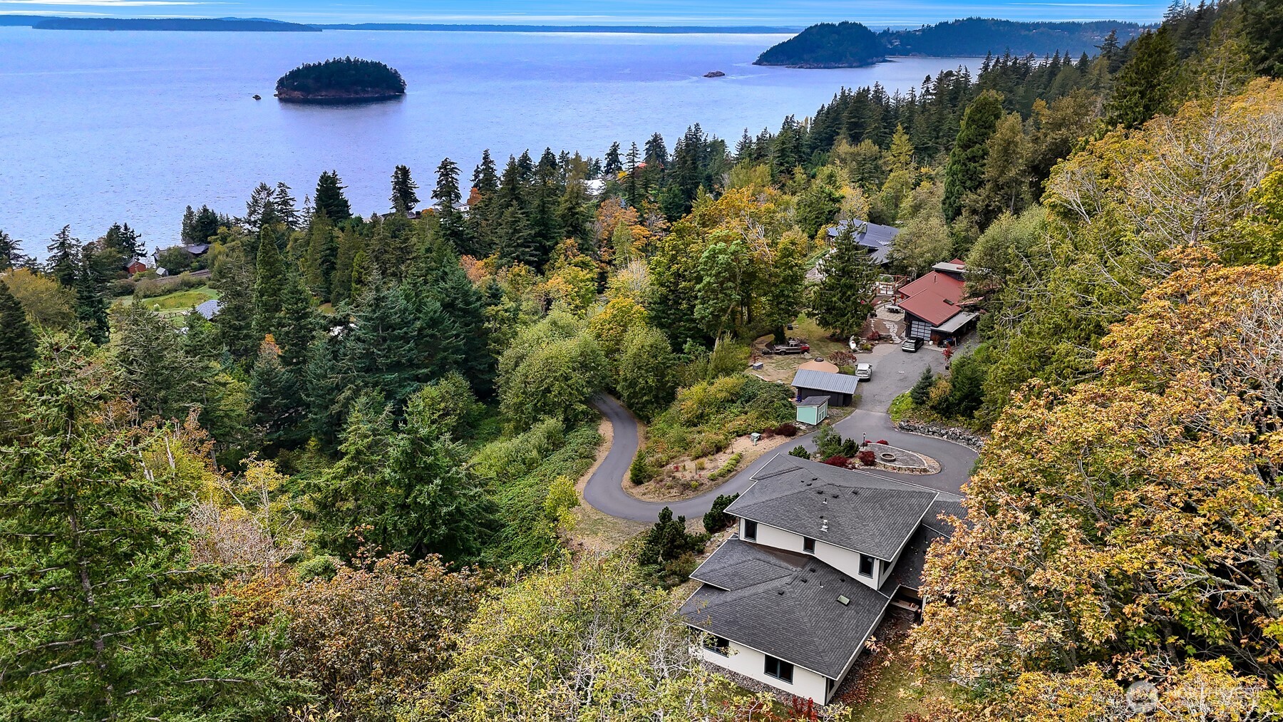820 Chuckanut Drive