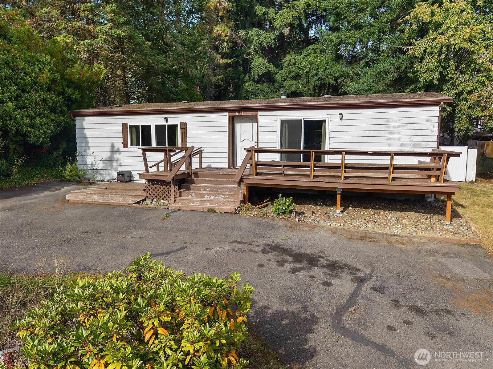 551 Crescent Drive