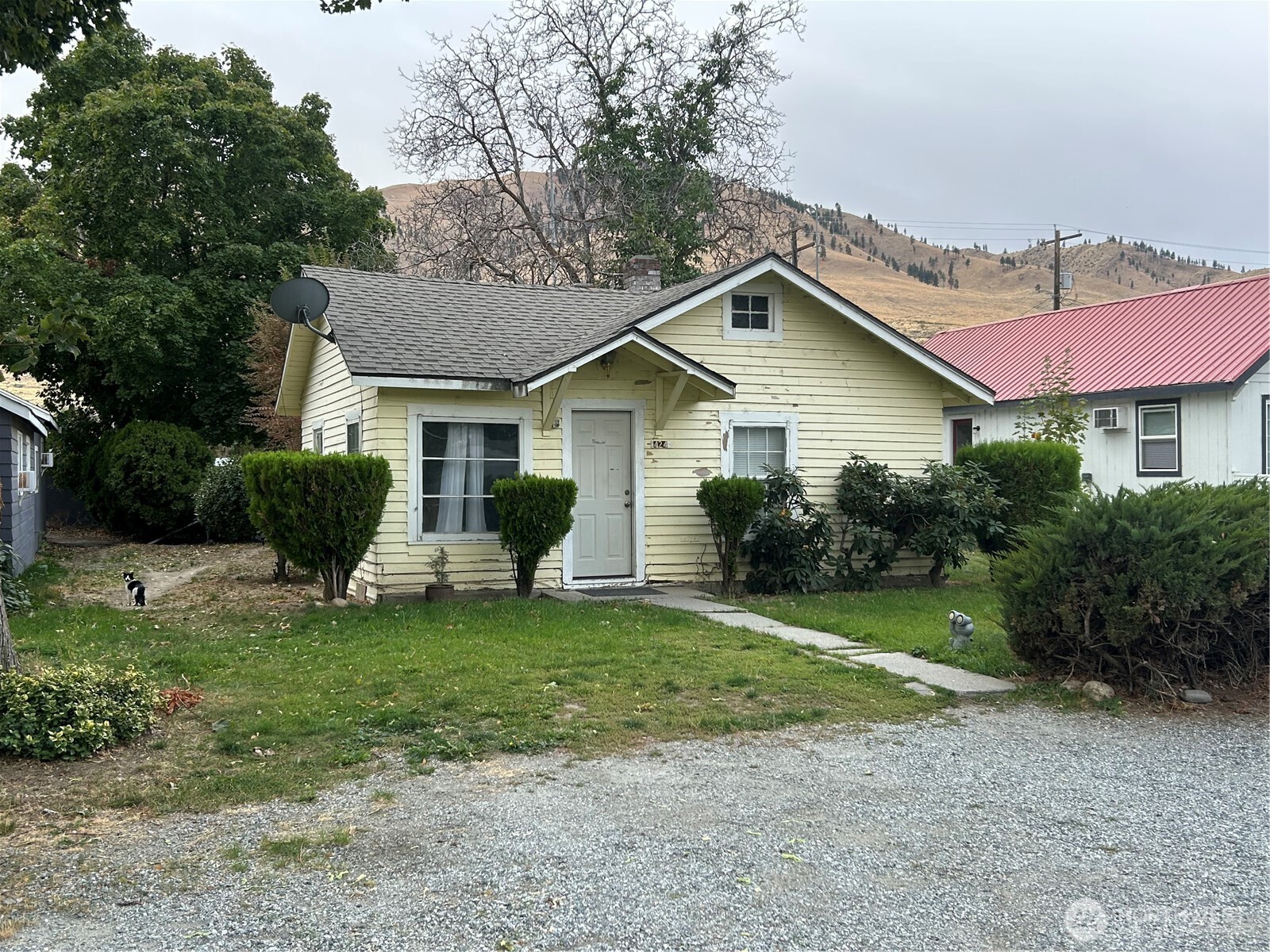 424 Trow Avenue