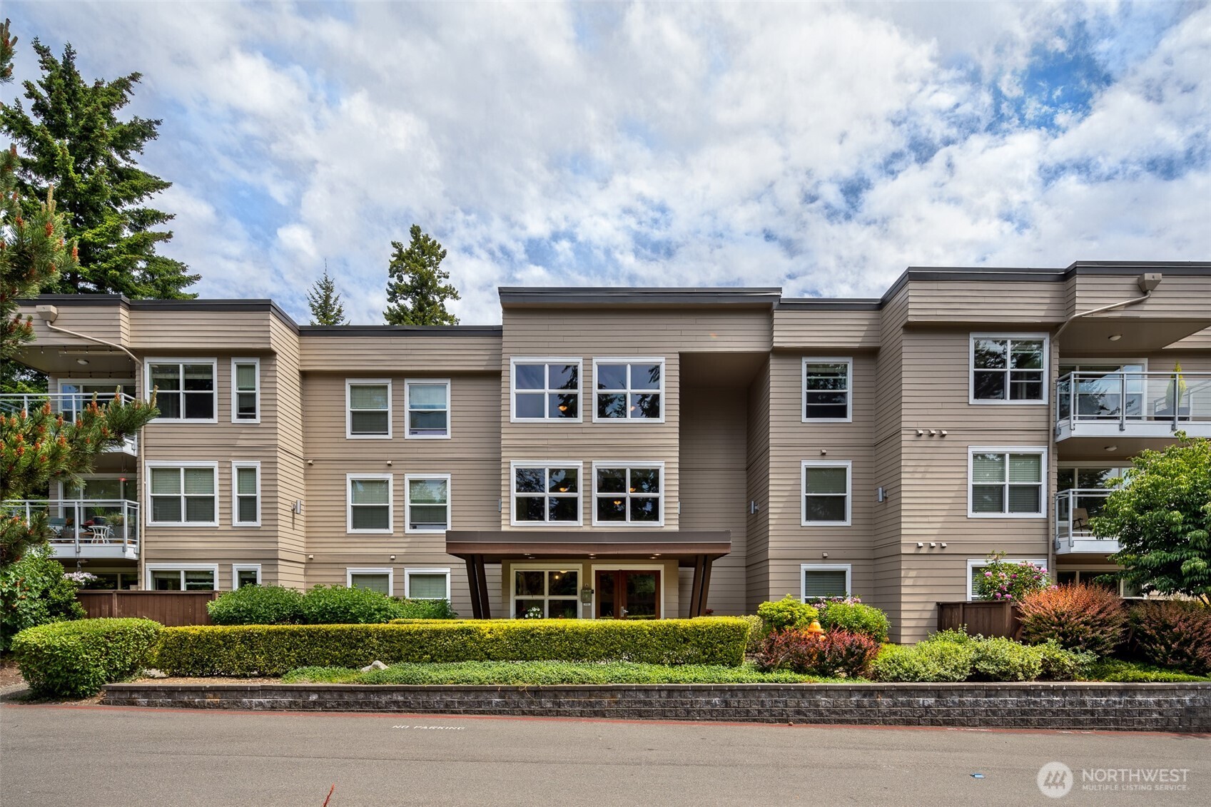 23015 Edmonds Way #A212