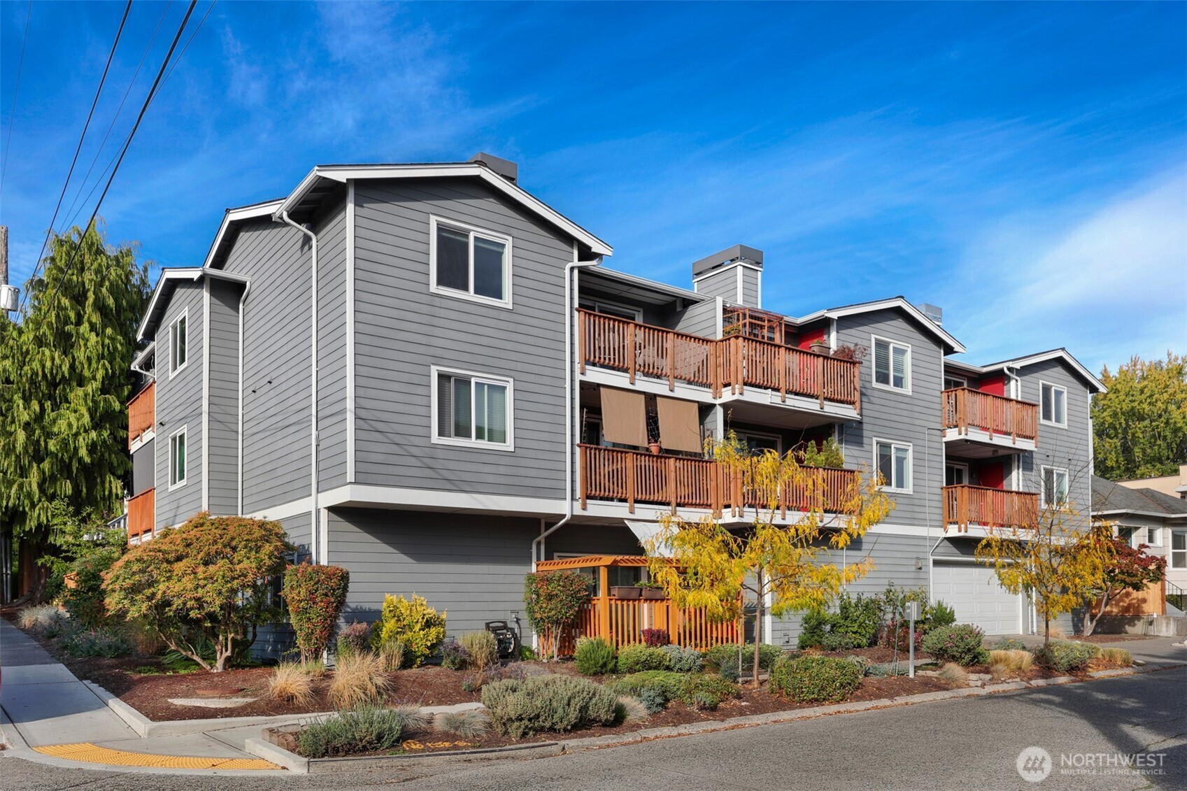 7000 Cleopatra Place #301