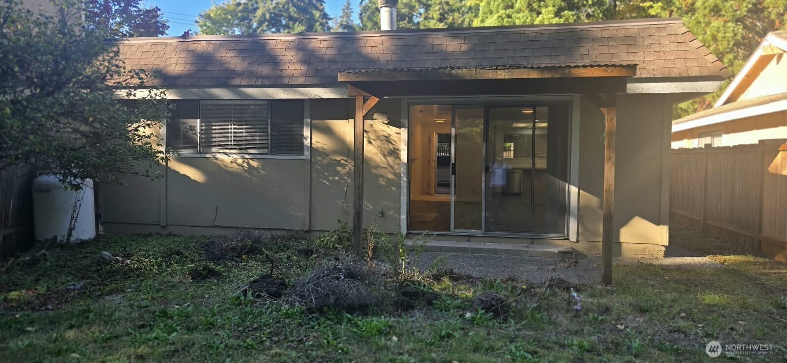 13823 Allen Road
