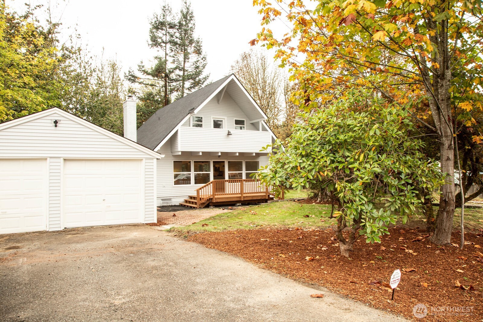 11815 Shoreview Drive