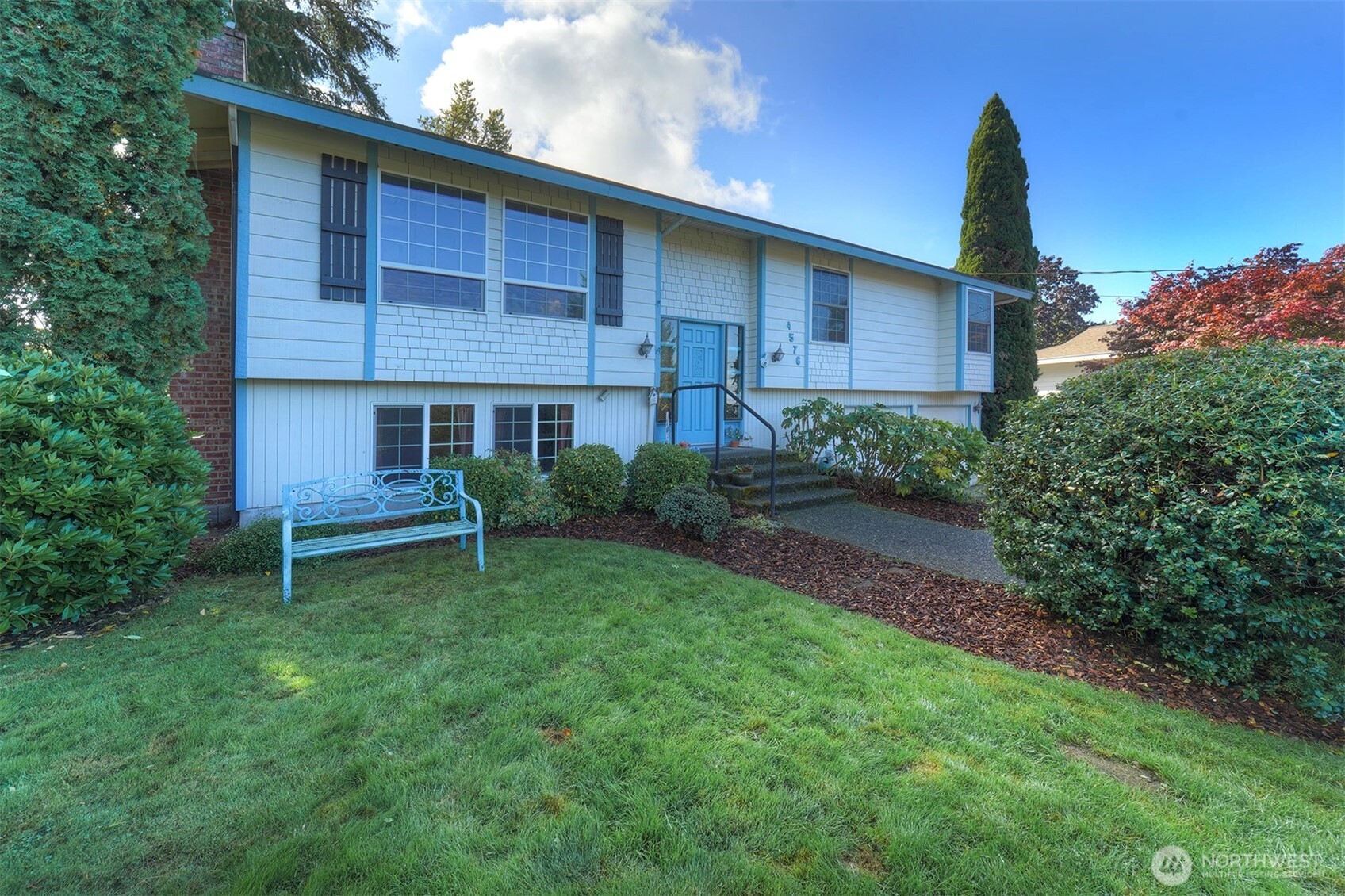 4576 Orchard Lane