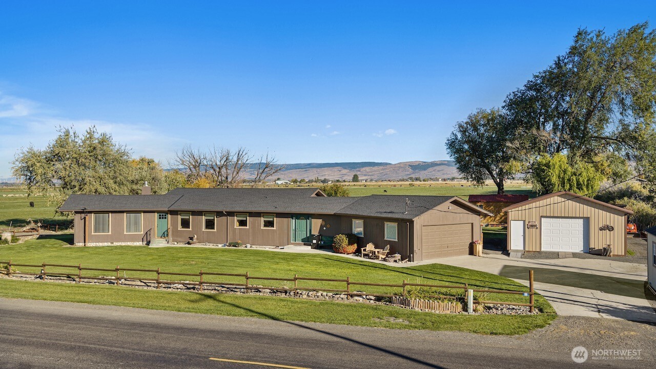 7271 Lyons Road