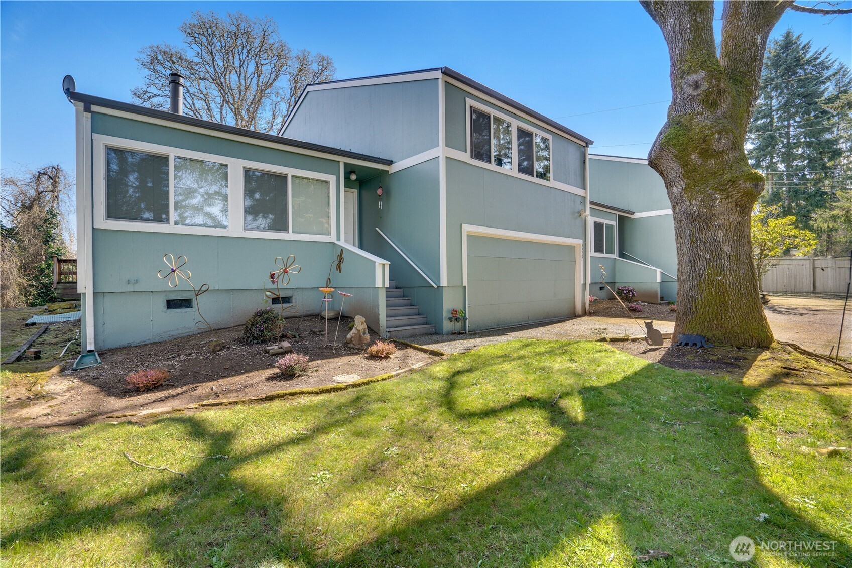 3023 Bridgeport Way W #B